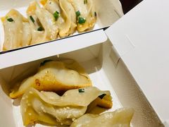 牛肉鍋貼-小姜锅贴(凤凰街店)