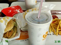 -华莱士·全鸡汉堡(沙井车站店)