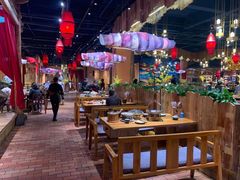 大堂-老滇山寨•云南特色菜•地方菜•民族风情歌舞表演(金碧店)