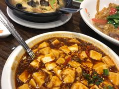 -裕记烧腊连锁餐饮(国商分店)