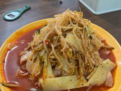 -玲玲米粉·新疆现炒米粉(大十字总店)