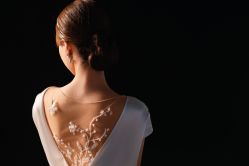 -挪娅婚纱摄影皇家会所