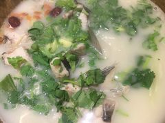 -滇香肴·云南菜蒸汽石锅鱼(云南北路店)