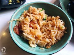 广式腊味煲仔饭-狐狸爱上椰子鸡(滨江星光大道店)