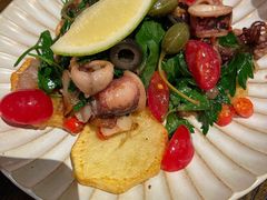 蒜香鱿鱼-Brut Eatery悦璞食堂(建国东路店)