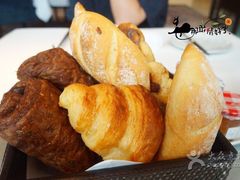 -AZUR聚(香格里拉饭店)