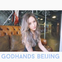 -God Hands发型设计复古会所