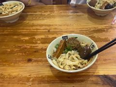 -任记七中刀削面(总店)