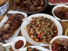 -大众跷脚牛肉馆·非遗传承单位(峨眉山店)