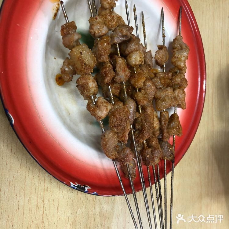 声都不敢奏哟 咱也不敢问哈哈