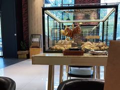 面包甜点陈列柜-熊叔熊婶面包房(团结湖店)