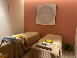 -诗丽华黛美容院