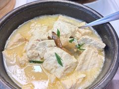 -许爷家·生态湖鲜(徐汇日月光店)