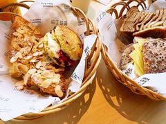 -麦田工坊(月湖店)