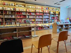 -新华书店(保利水城店)