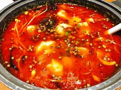 -渝是乎酸菜鱼(龙旗购物中心店)