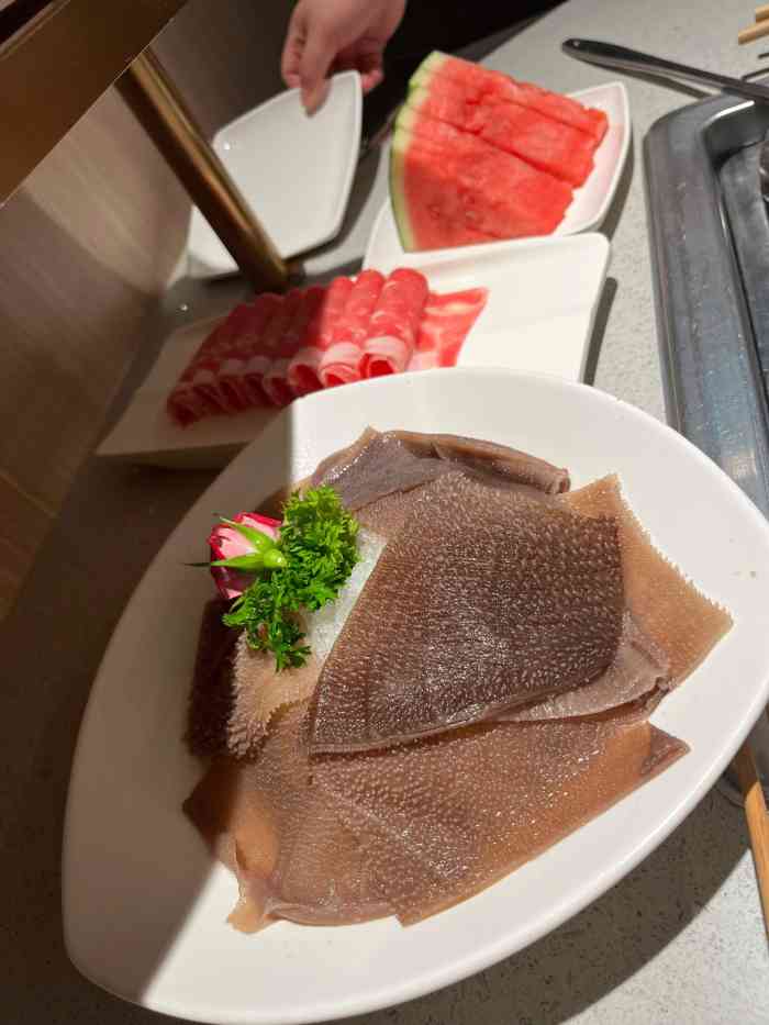 海底捞火锅(伟东乐客城店)-"去过几次最喜欢的还是他家的「小酥肉」