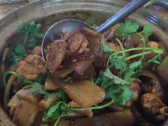 鸡煲（大份一只）-奇味鸡煲(麦地店)