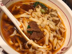 -呷佬·长沙手工米粉(金沙江路店)