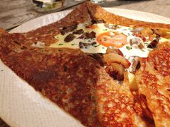 鸡蛋蘑菇熏肉荞麦可丽饼-RAC BAR(安福路店)