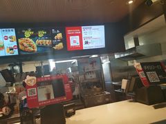 -肯德基(成都机场T2到达精选店)