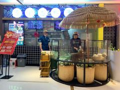 -三个椰子·现砍椰子鸡(金鹰广场店)