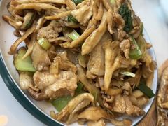 -何适山庄 ·可团建(水长城P2停车场店)