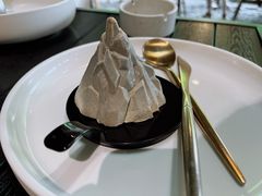 熔岩红茶火山-喜洲吧·江畔老船厂·庭院餐厅(喜临院店)