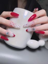 -ManiQ 美甲美睫專門店