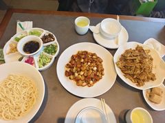 宫保鸡丁-黑窑厂糖油饼烤鸭·清真菜(旗舰店)
