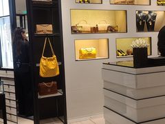 -CHANEL(恒隆广场店)