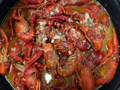 -扒虾小妹儿麻辣海鲜(宏图街店)