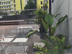 -UNI UNI(环亚凯瑟琳店)