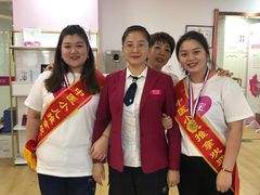 -爱月宝月嫂·育儿嫂(哈尔滨总店)