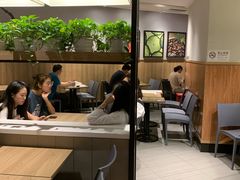 大堂-肯德基(东直门来福士店)