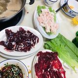 牛骨髓第一次吃很弹牙，第一次吃哈哈～然后我们又点了一盘