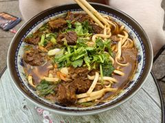-牛师傅牛肉面(尚隆路店)