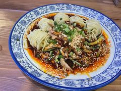 -临界音乐酒馆·小龙虾·江湖菜(华熙LIVE·鱼洞店)