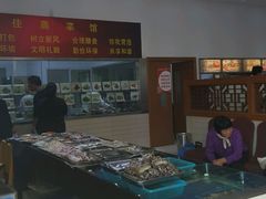 -侬佳蒸菜馆(听潮店)