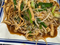 -八两八金·莱芜特色炒鸡(市南漳浦路店)