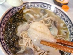 -明呈黄鱼面馆(斜土路店)