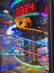 -卡通尼乐园(宝山龙湖天街店)
