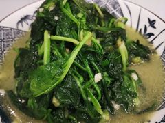 清炒菠菜-小实惠嘉(威海路店)