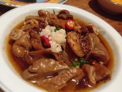 -老牌坊云南鱼豆花火锅(爱建店)