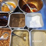拌仙兔头·一家把热卤做来火出圈的品牌