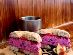 -Catch Bagel(芳草地店)