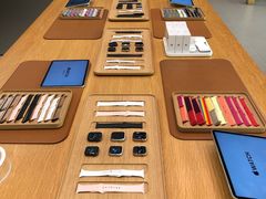 -Apple零售店(华贸购物中心店)