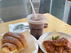 -爱樂咖啡(青年体育公园店)