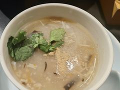 -老头儿油爆虾·1987杭州烟火味(湖滨银泰in77D区店)