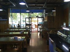 大堂-陇上全荟兰州传统牛肉面(延吉路店)